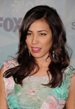 Michaela Conlin’s Net Worth, Husband, Parents